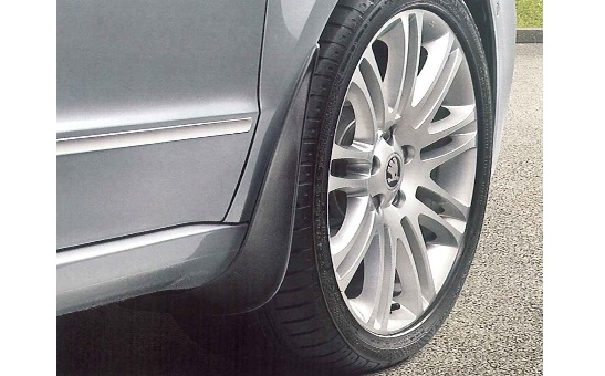 Front splash guards Superb II