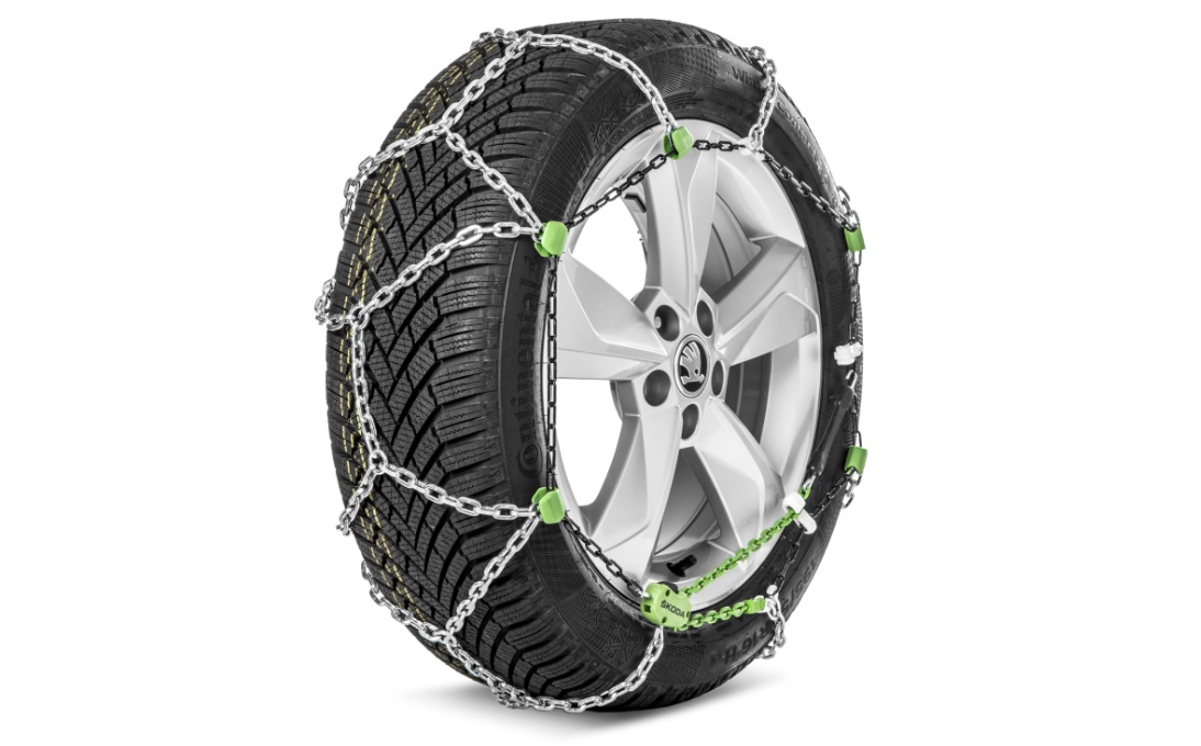 Set of stainless snow chains