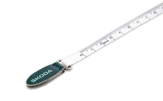 Tailor's retractable tape measure