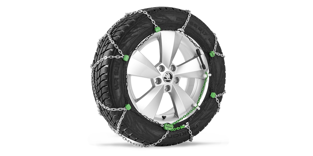 Set of stainless snow chains