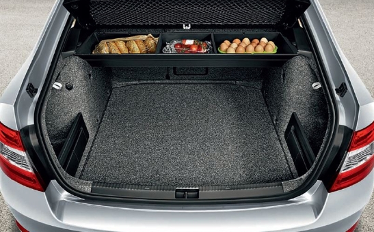 Multifunctional box Octavia III Liftback