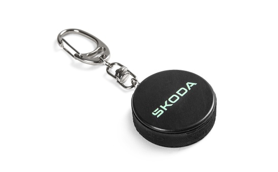 Keyring with a puck