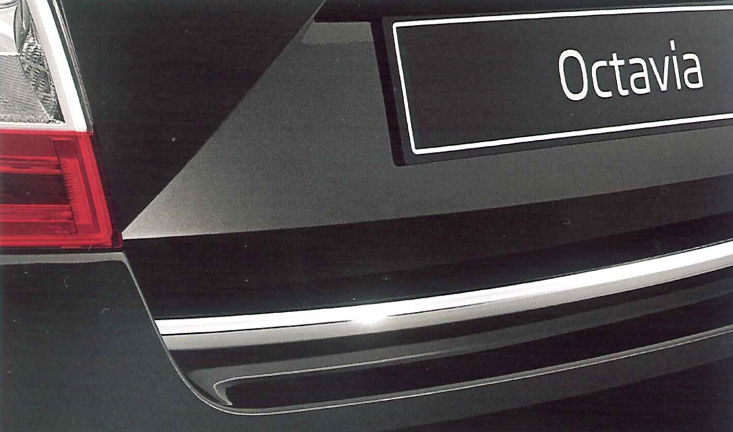 Decorative rear boot strip for Octavia III Combi