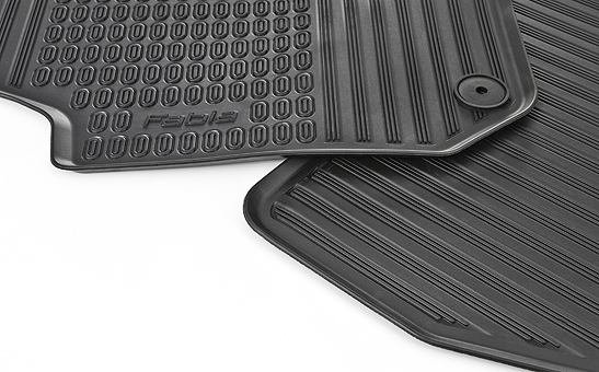 Set of rubber car carpets Fabia II