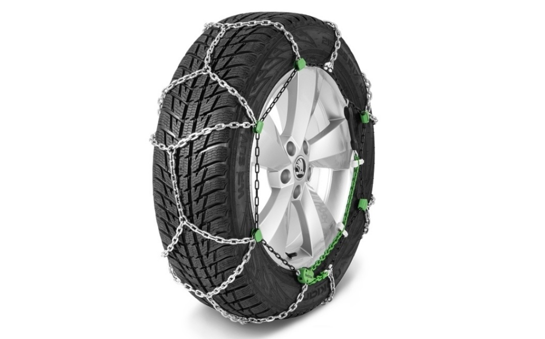 Set of stainless snow chains